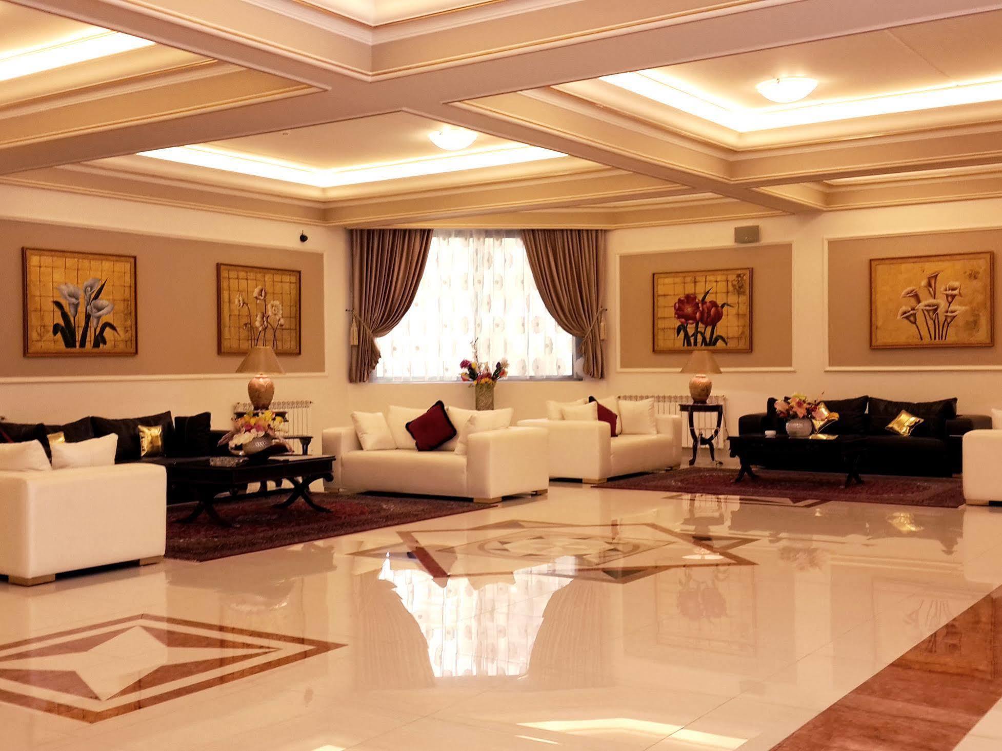 Liqaa Hotel Beirut Luaran gambar