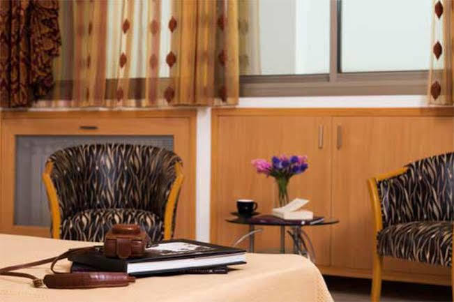 Liqaa Hotel Beirut Luaran gambar